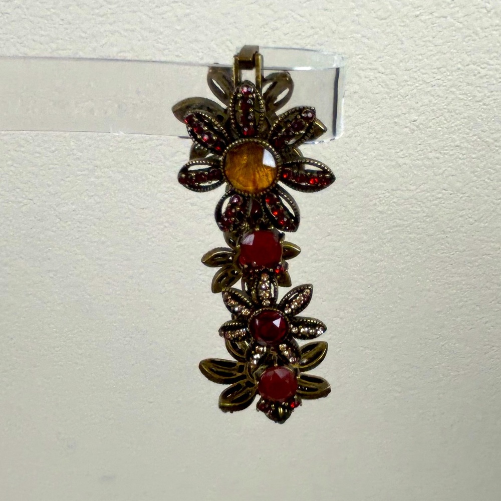 Brass Tone Burgundy and Amber Colored Flowered Bracelet with Clasp